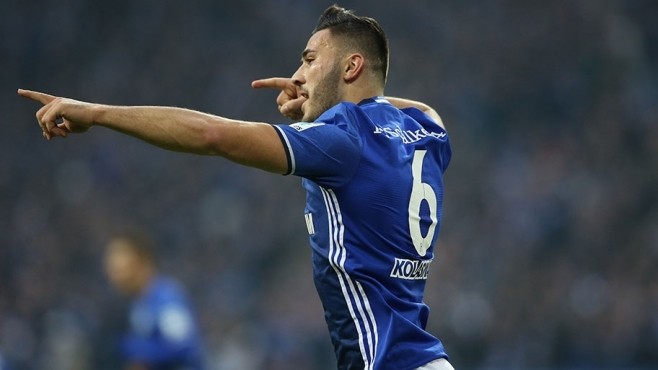 沙尔克新外援登场，帮助球队逆转胜利