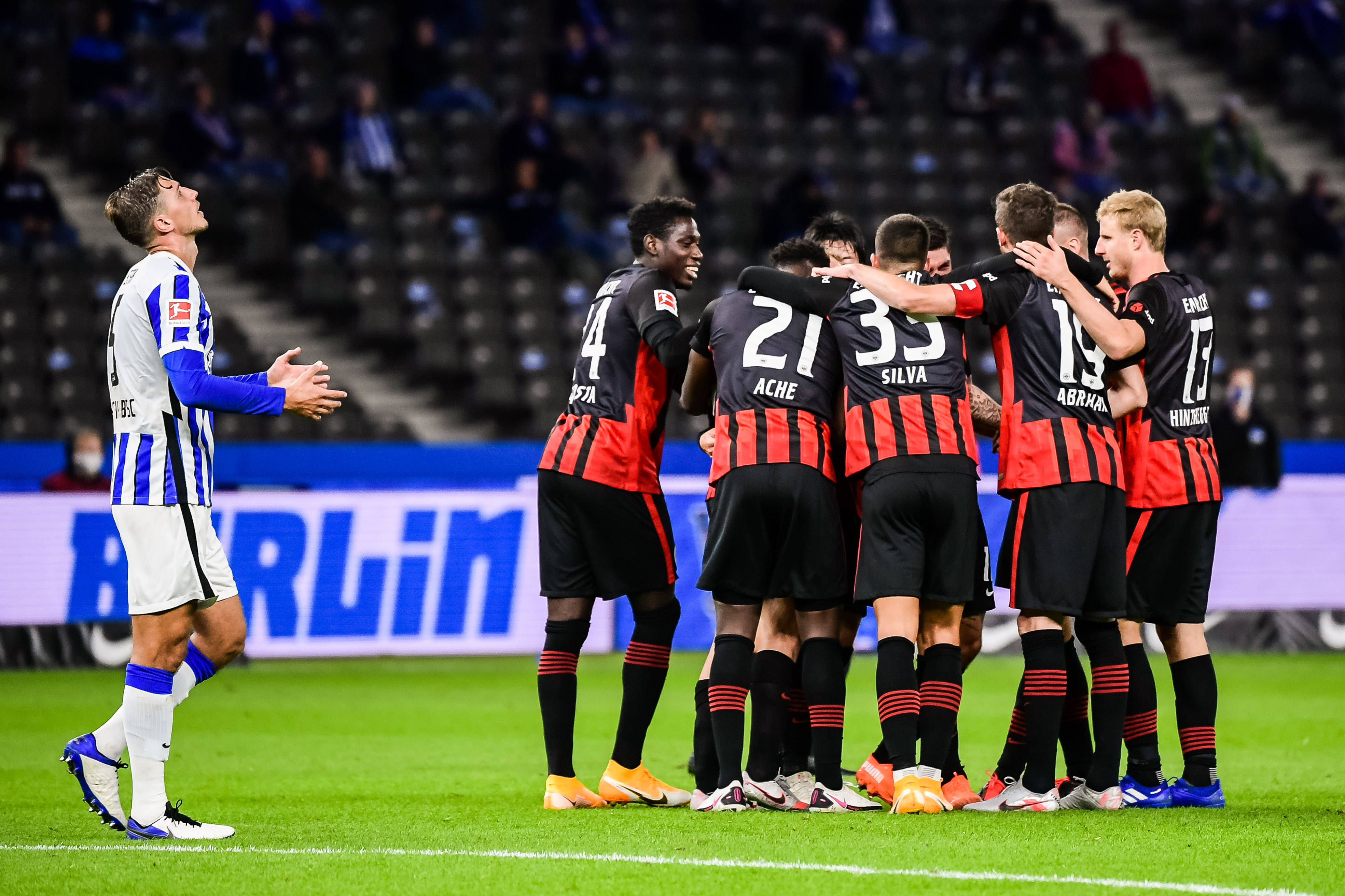 九游官方登录入口-阿森纳战平热刺，争夺欧冠资格