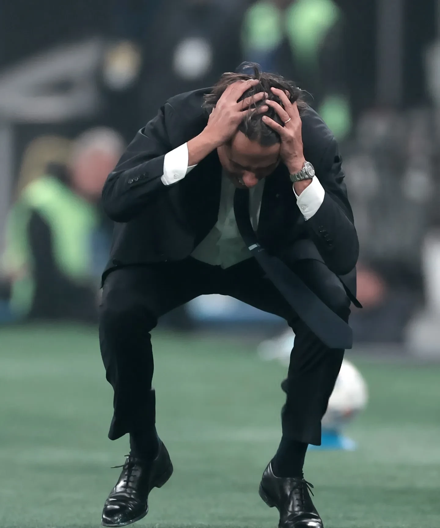 那不勒斯球迷因输球愤怒，呼吁主力提振状态的简单介绍