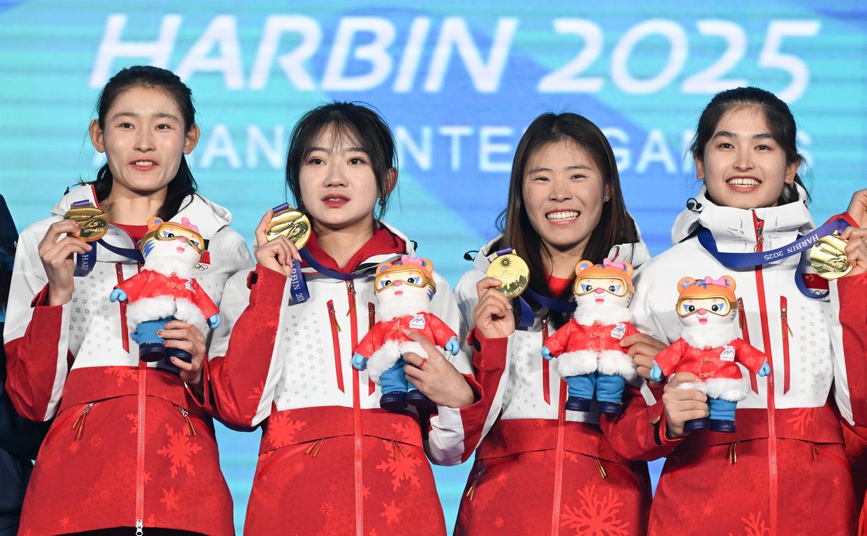 九游视频-包含越野滑雪女子公里：挪威运动员夺冠的词条